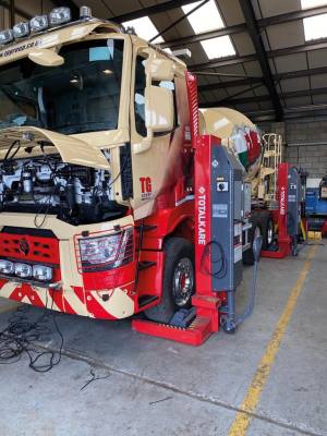 Perry’s of Gobowen returns to Totalkare for mobile column lifts